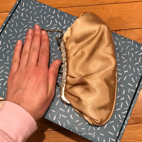 Mini clutch perfect for weddings / formal event - Picture 2 of 2